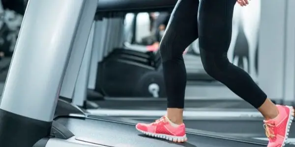 is incline treadmill walking bad for knees?