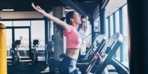 How To Lose Weight On A Treadmill In A Month (the Right Way)