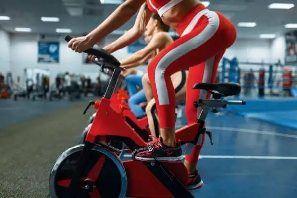 spinning vs upright exercise bike