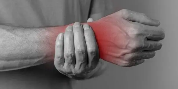 wrist pain while doing push-ups